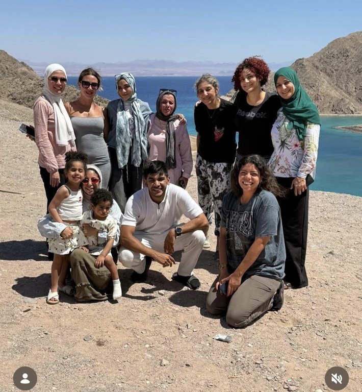 Together in Sinai at an UNLEASH retreat